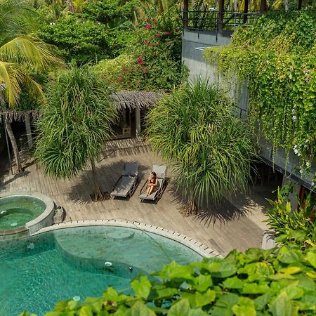 Mangroove Bay Boutique Hostel Banyuwedang Екстериор снимка