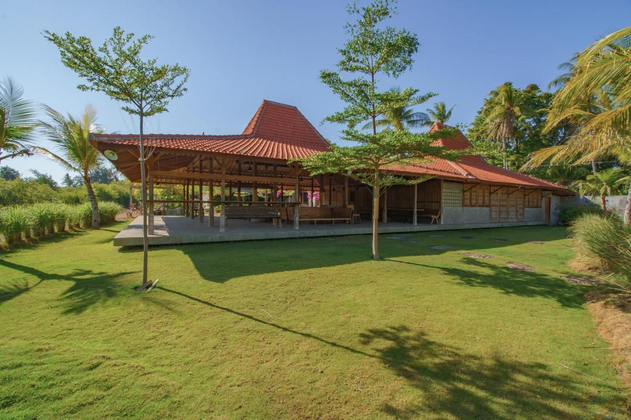 Mangroove Bay Boutique Hostel Banyuwedang Екстериор снимка