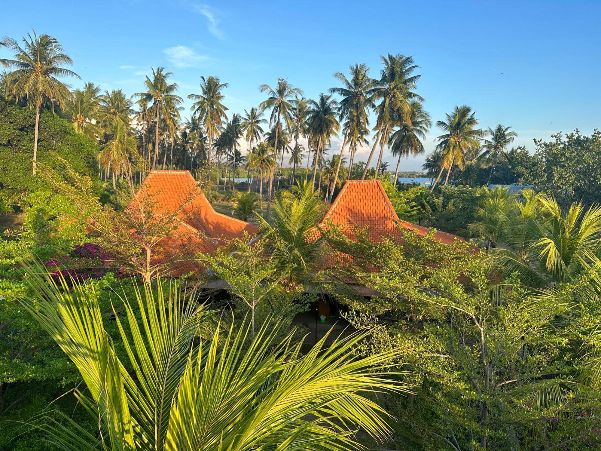 Mangroove Bay Boutique Hostel Banyuwedang Екстериор снимка