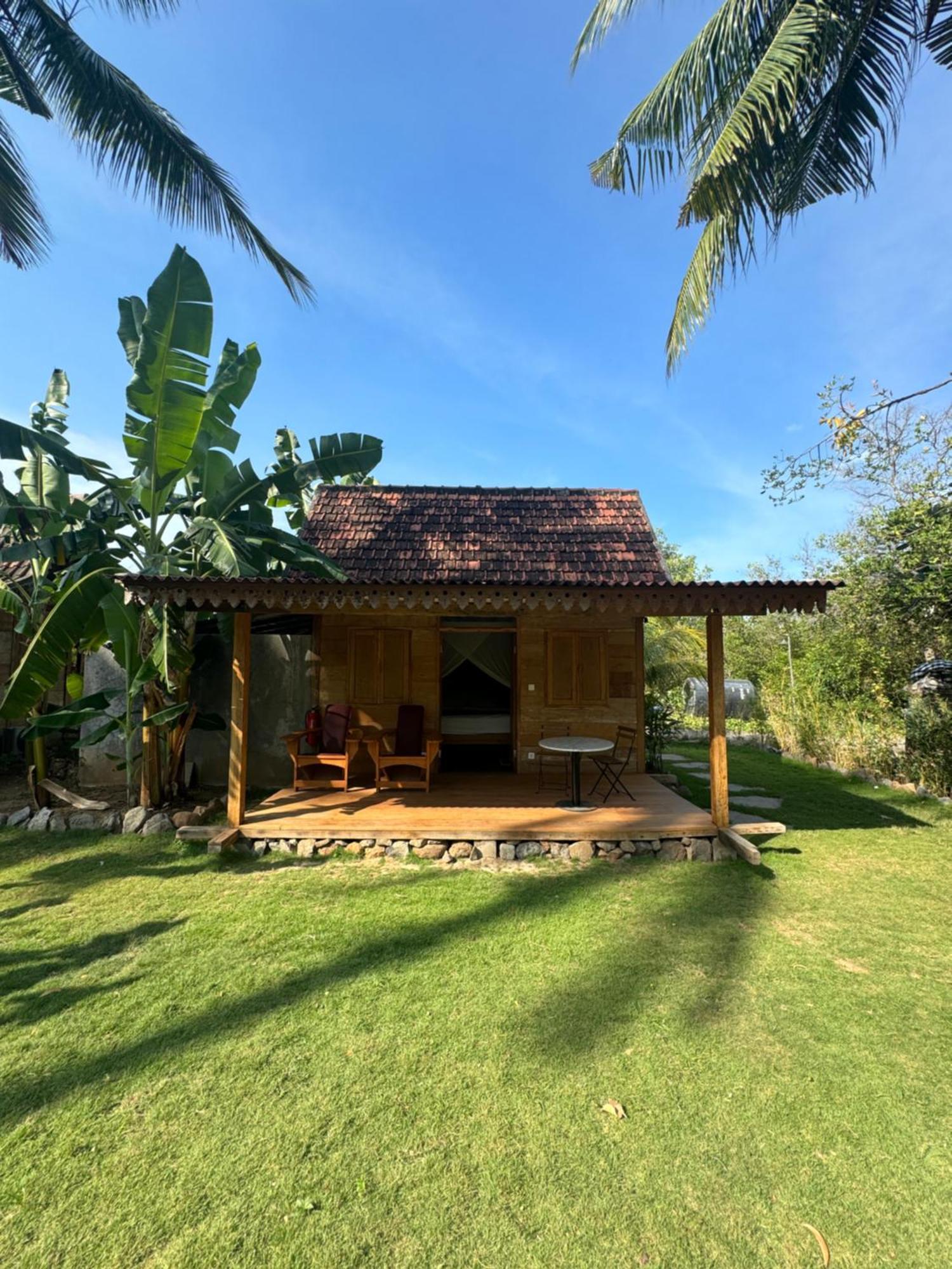 Mangroove Bay Boutique Hostel Banyuwedang Екстериор снимка